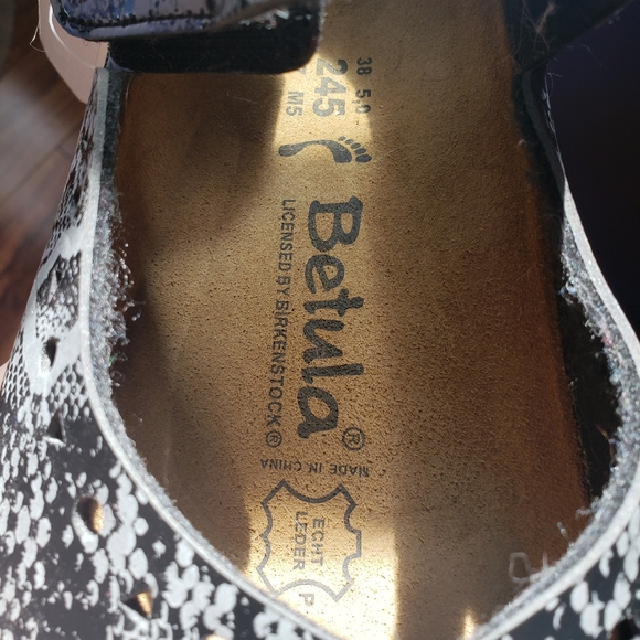 NWT Silver & Black snake print Betula Birkenstock cork shoes size 7 Brand New - Picture 8 of 8